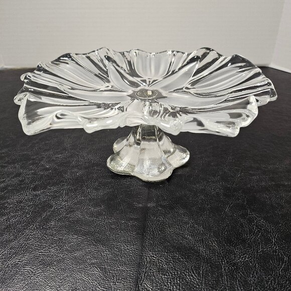 Mikasa Round Compote Tulips Satin Frosted Glass Pedestal Footed Compote - Picture 7 of 12